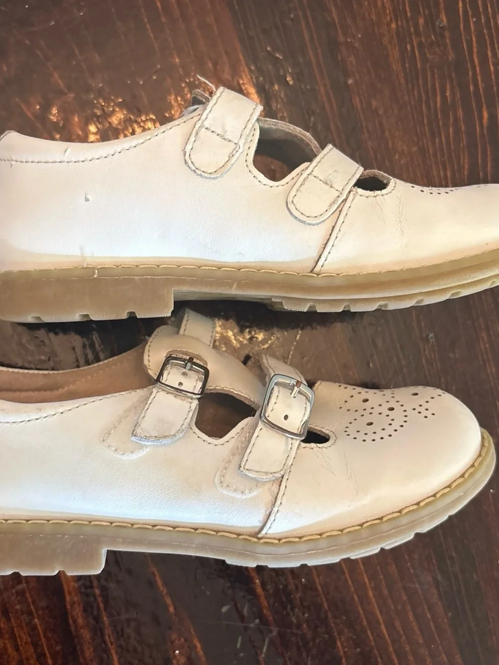 L'Amour Cream Girls Double-Strap Perforated Mary Jane Shoes
